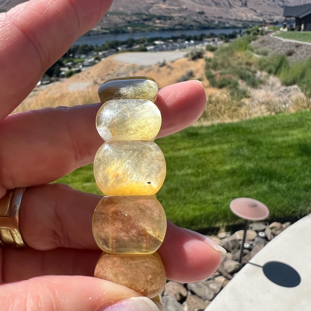 Golden Yellow Lepidolite soft stretch bangle bracelet - Picture 4 of 5
